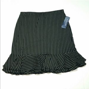 Chaps Womens Striped Tiered Skirt Black Large Knee Length Elastic Waistband.